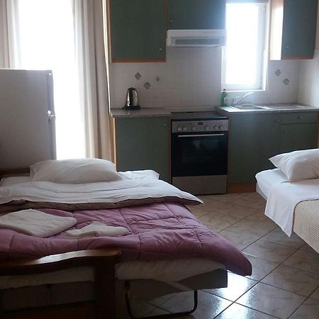 Hanna'S Apartments Палиохора Екстериор снимка