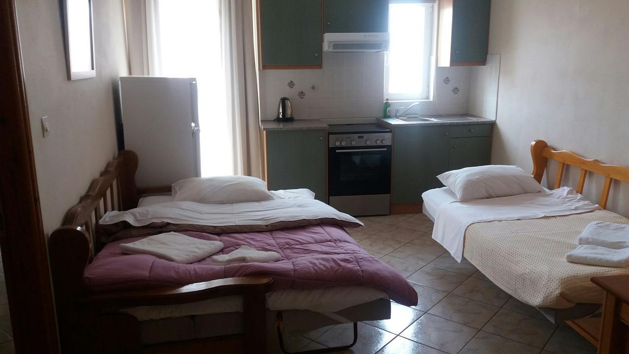 Hanna'S Apartments Палиохора Екстериор снимка