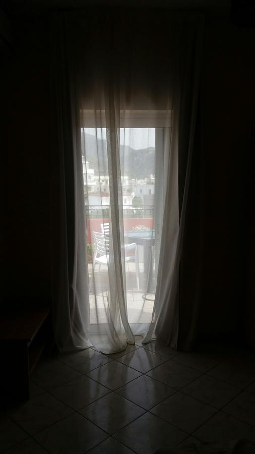Hanna'S Apartments Палиохора Екстериор снимка